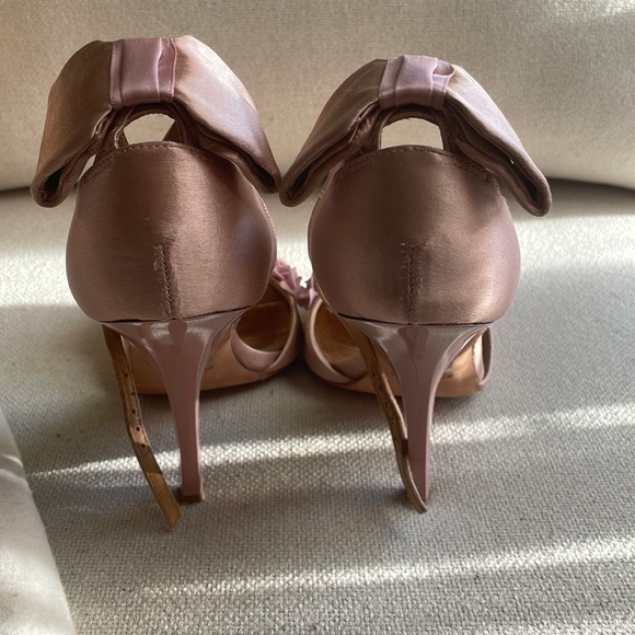 BADGLEY MISCHKA Satin Heels - Picture 2 of 8